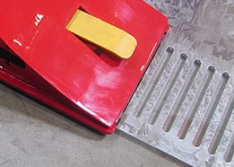 Grille de sol pour cale de roue