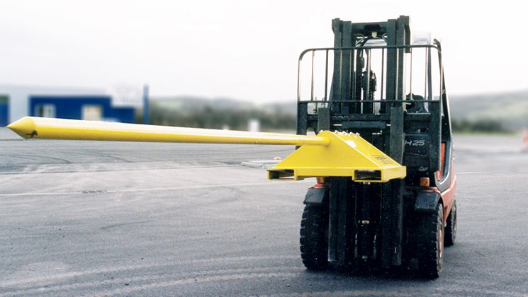 Eperon pour chariot élévateur